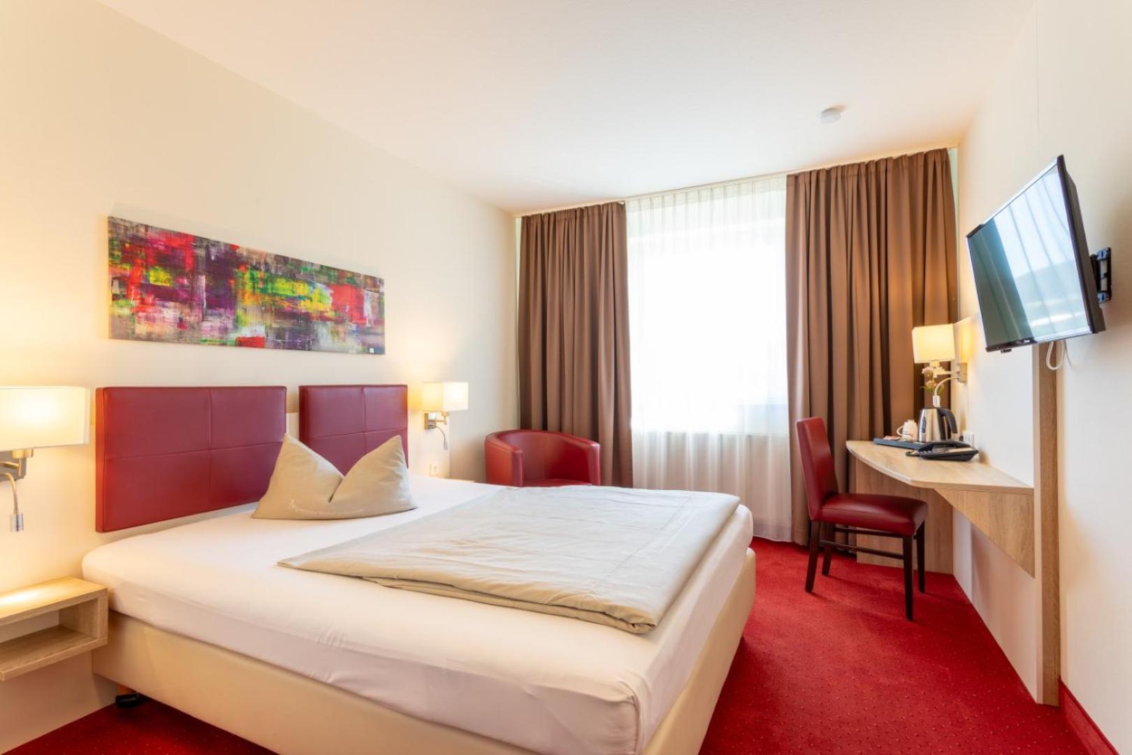 Hotel Montana Diemelstadt ภายนอก รูปภาพ